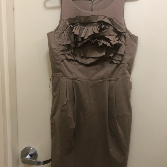 Clothes - Picture 8 of 16